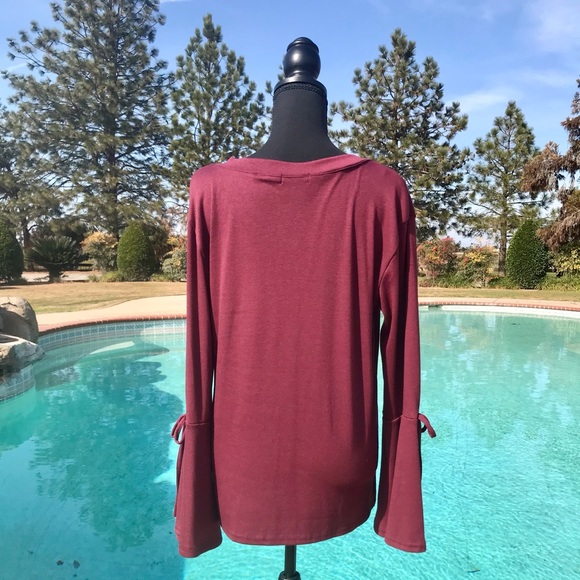 Tie-Detail Long Sleeveā£ļø - Picture 4 of 5